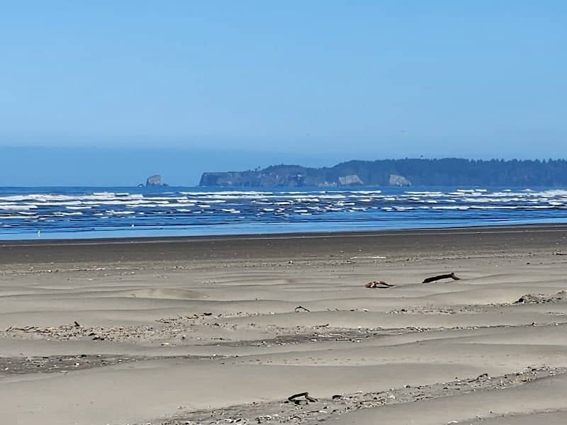 Mocrocks Beach - Image 1