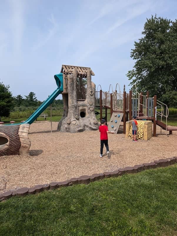 Orchard Hills Park - Image 2