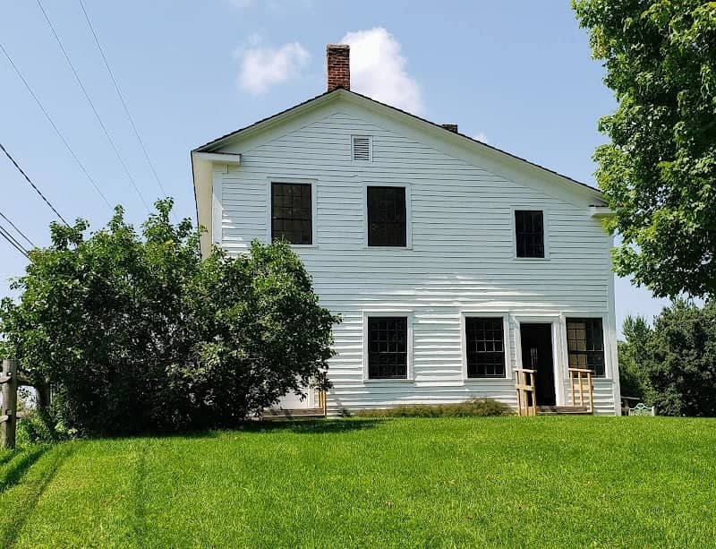 Walker Tavern Complex/Cambridge Junction Historic State Park - Image 1