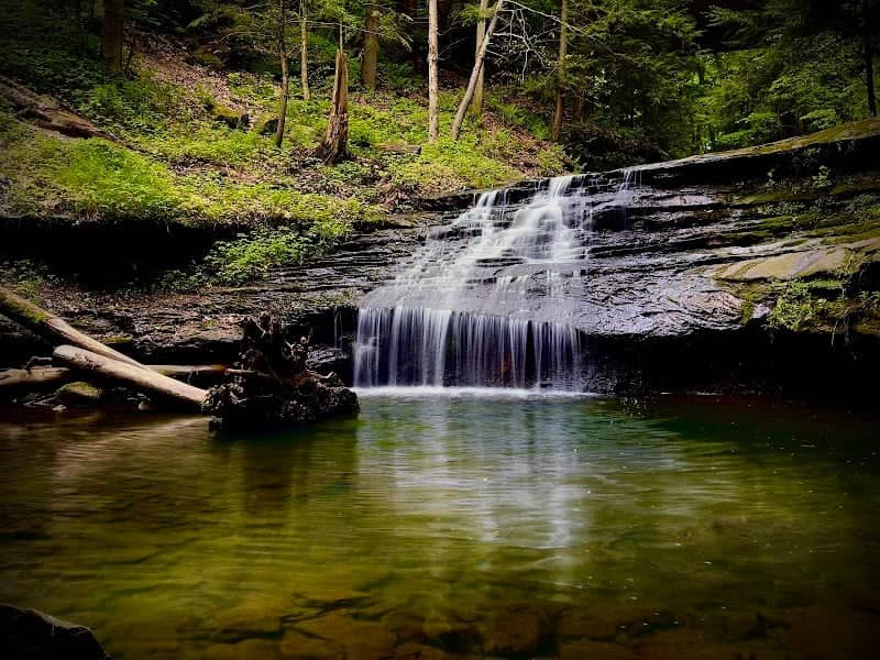 Cascade Gorge Natural Pool - Image 2