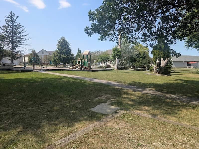 Moline Meadows Park - Image 1
