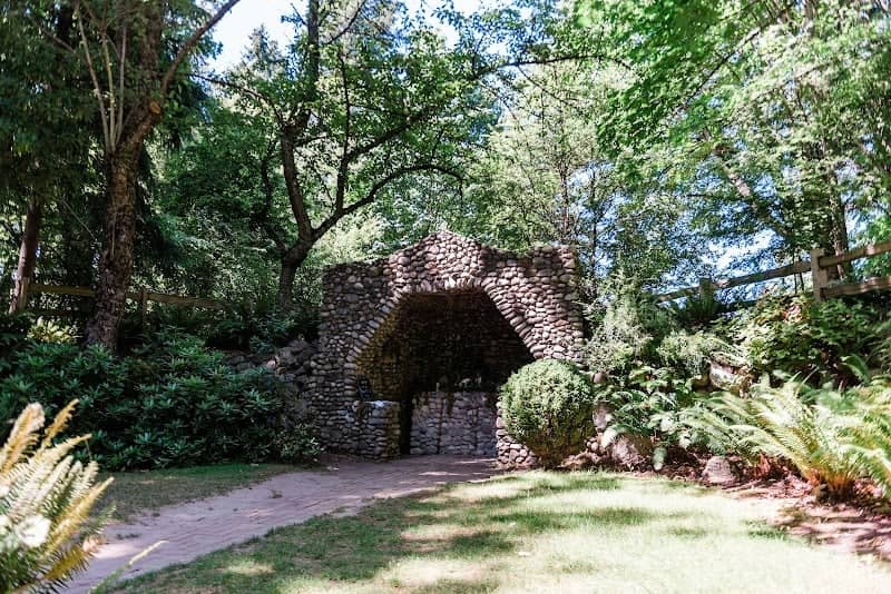 St Edward State Park Grotto - Image 2