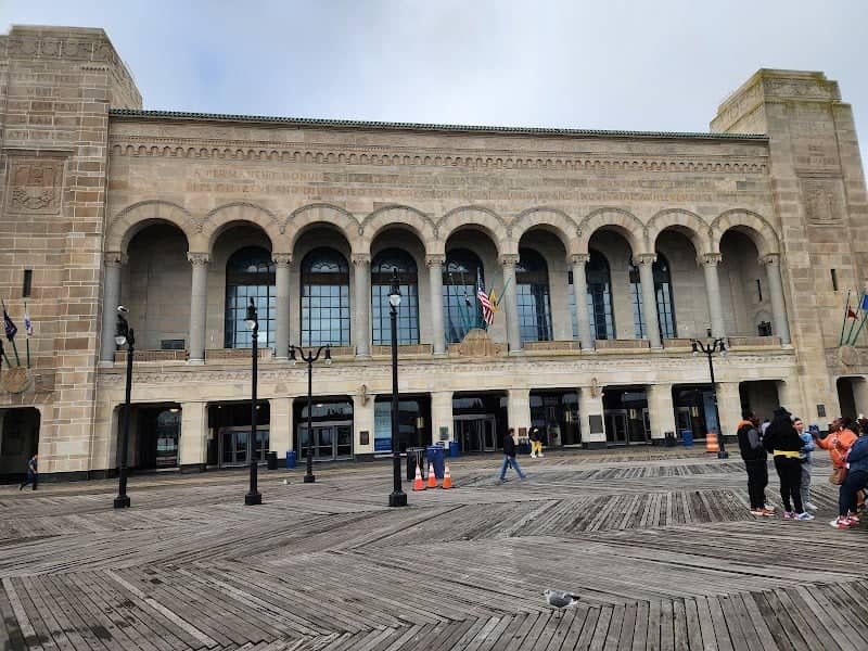 Kennedy Plaza - Image 2