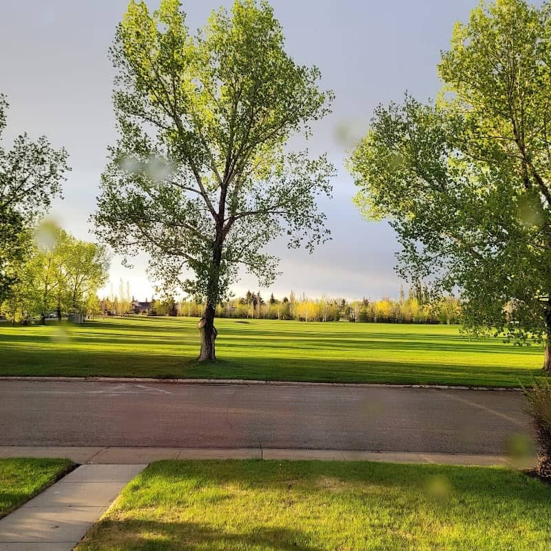 Parkwood Park - Image 1