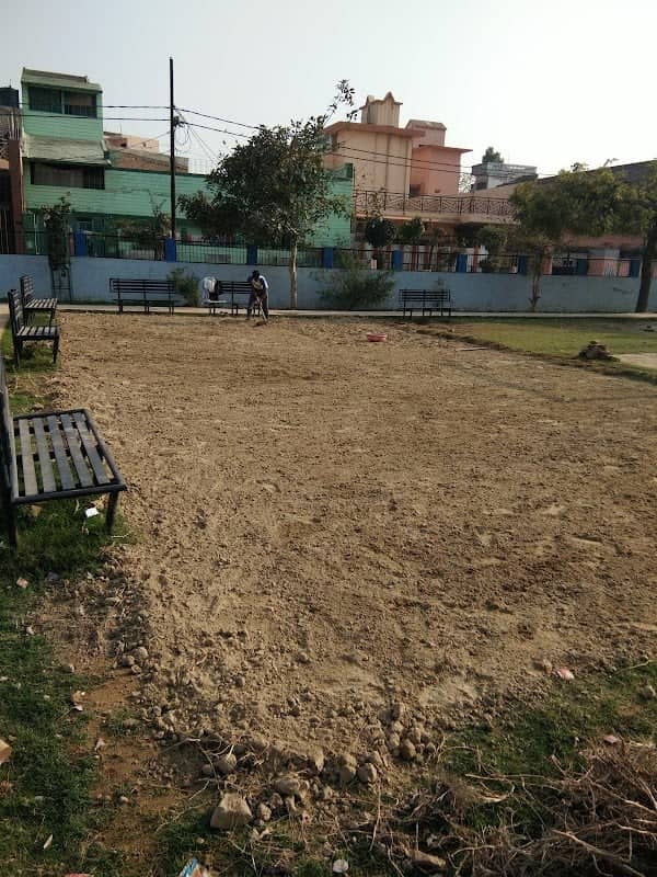 Gandhi Park - Image 1