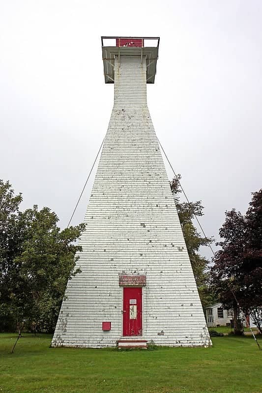 Summerside Rear Range Light - Image 1