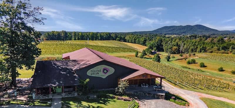Round Peak Vineyards - Image 1