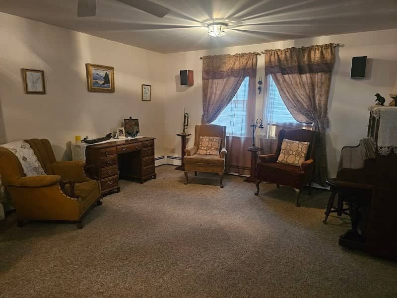Mortuary Manor 207 Bingham - Image 3
