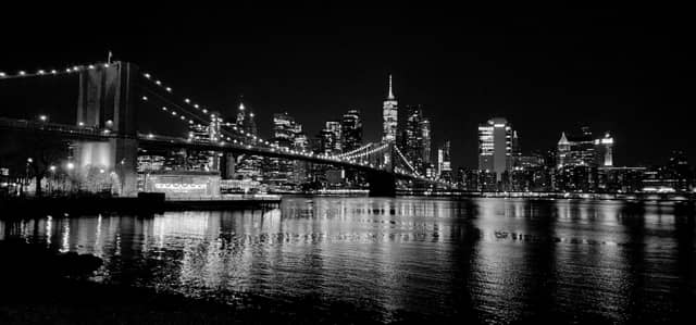 Brooklyn Bridge Park Waterfront - Image 1