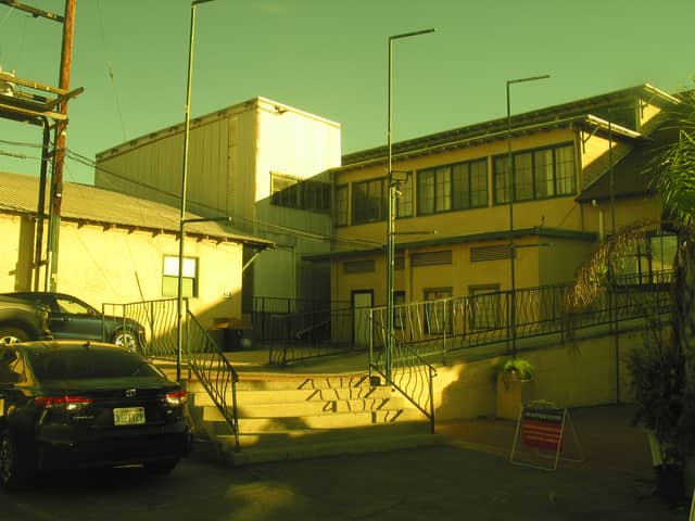 King Richard's Antique Center - Image 1
