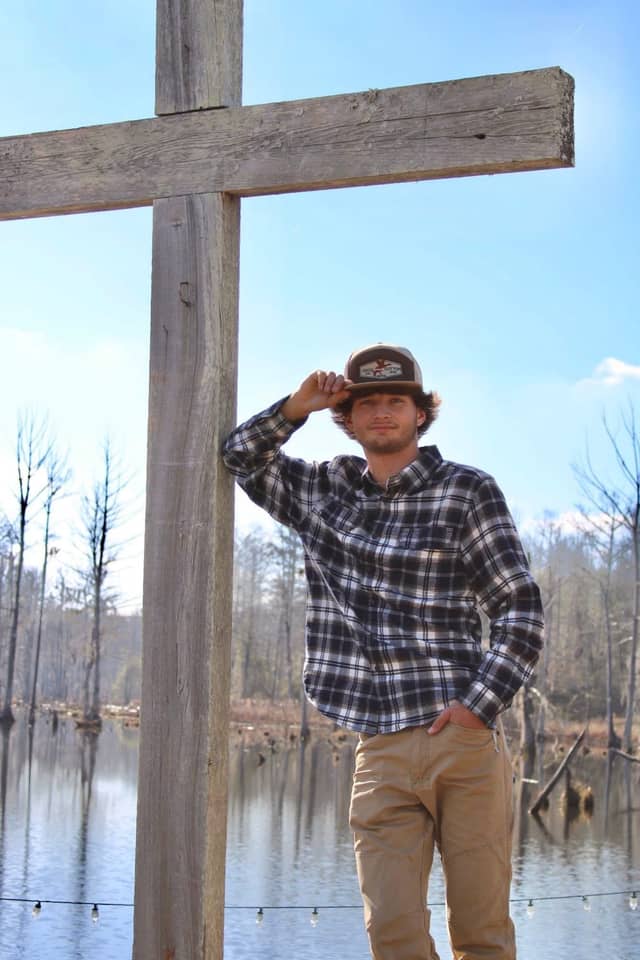 Bartow Lakeside Cross - Image 1