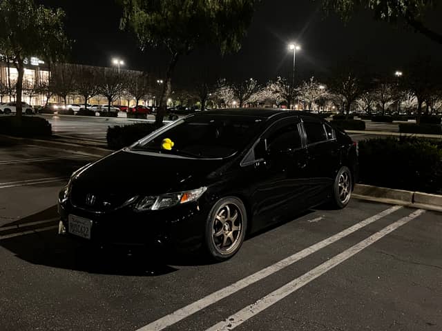Victoria Gardens Parking Lot - Image 1
