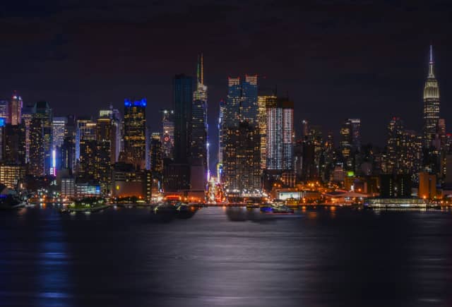 Hamilton Park Skyline View - Image 1