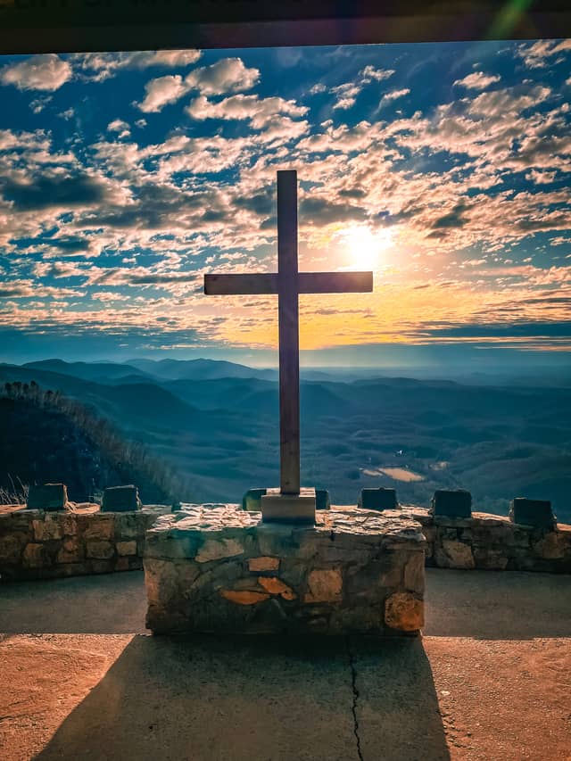 Fred W. Symmes Chapel (Pretty Place) - Image 1