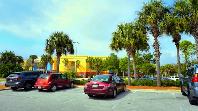 Pier Park - Image 2