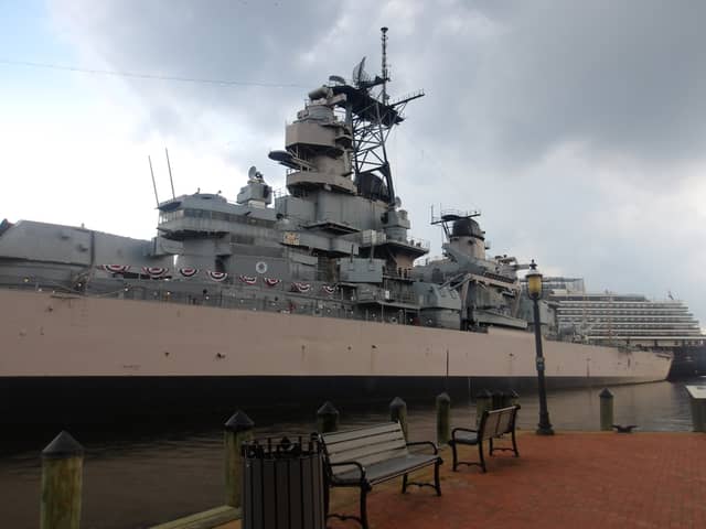 USS Wisconsin (BB-64) - Image 1