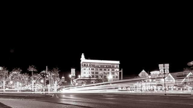 Bridge of Lions Entrance - Image 1