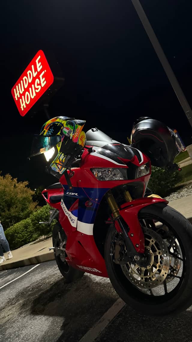 Huddle House Lawrenceburg - Image 1