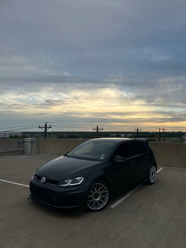 Highway 121 Rooftop Garage - Image 1