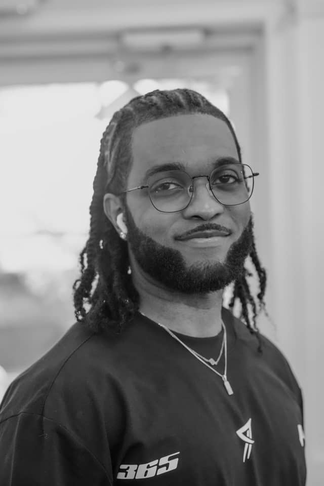Nyack Portrait Studio - Image 1