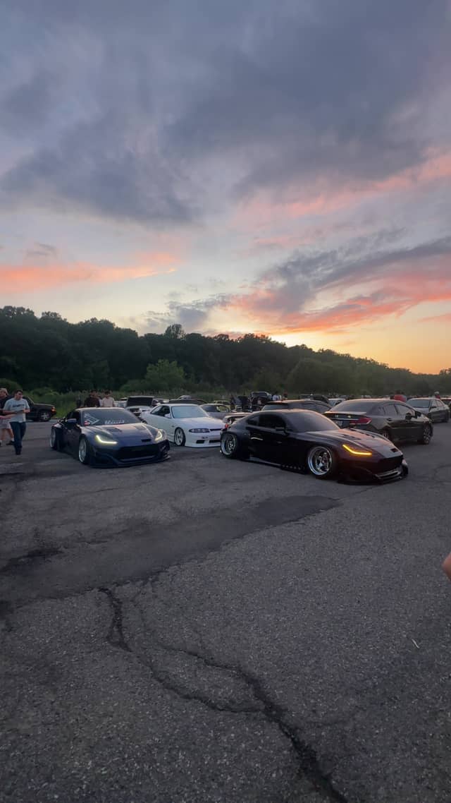 Newburgh Sunset Car Meet - Image 1