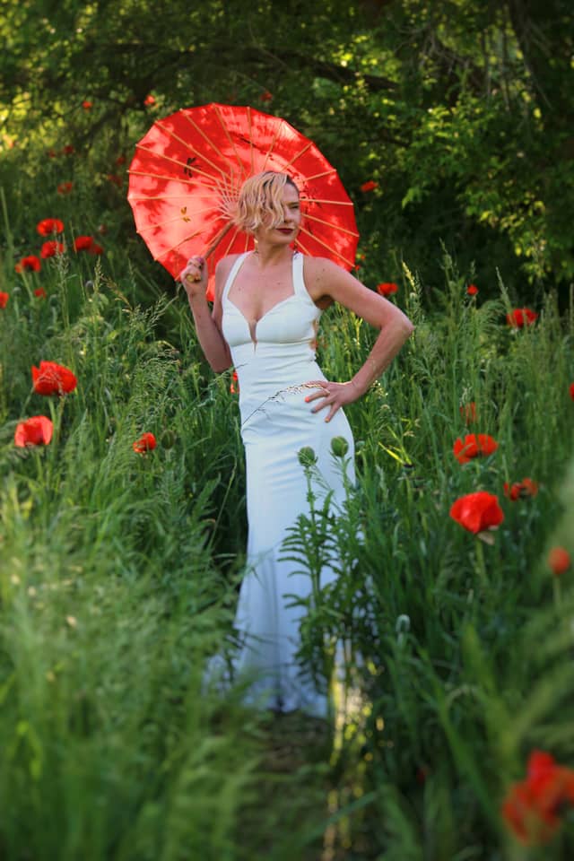 Mantua Poppy Fields - Image 1