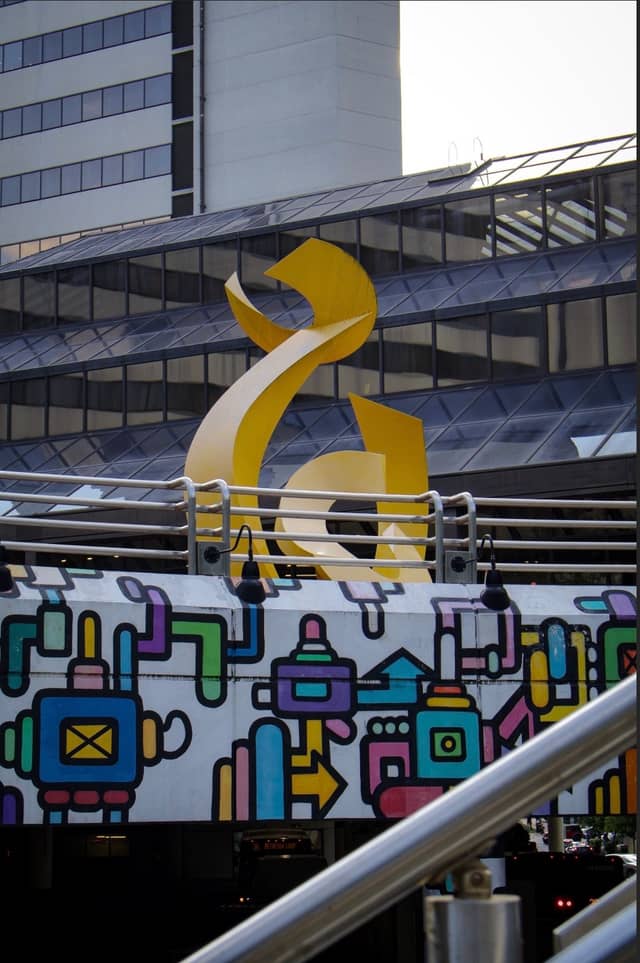 Bethesda Metro Center Plaza - Image 1