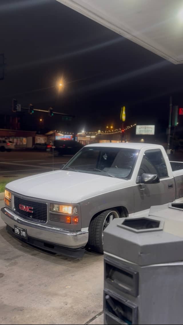 Sheridan Boulevard Gas Station - Image 1