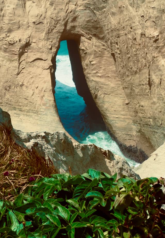 Cape Kiwanda Sea Arch - Image 1