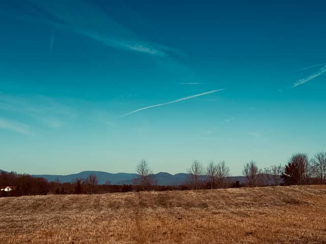 Blue Ridge Mountain Overlook - Image 1