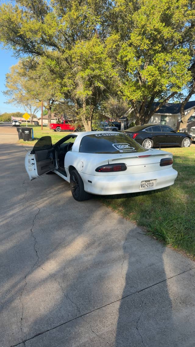 Crandall Suburban Driveway - Image 1