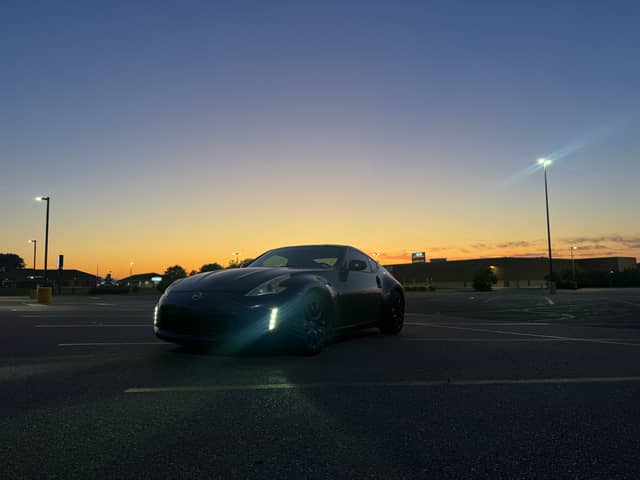New Pinery Road Sunset Spot - Image 1