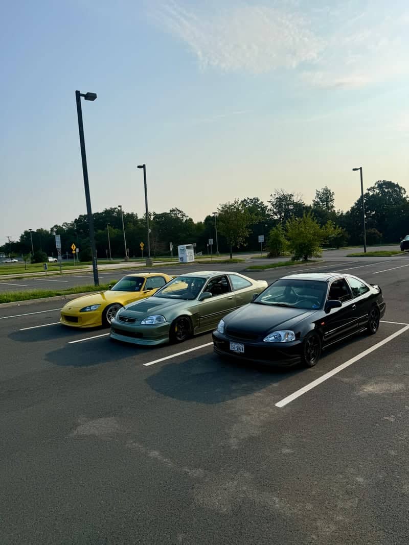 Minnieville Road Parking Lot - Image 1