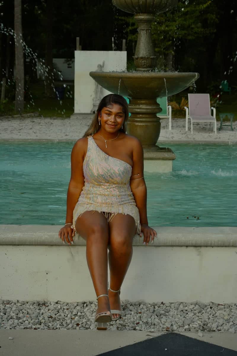 Cross City Fountain Pool - Image 1