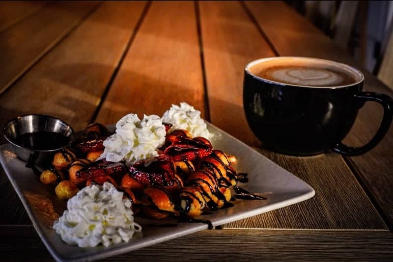 Red Swing Coffee - Image 1
