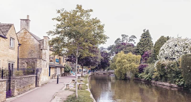 Bourton-on-the-Water - Image 1