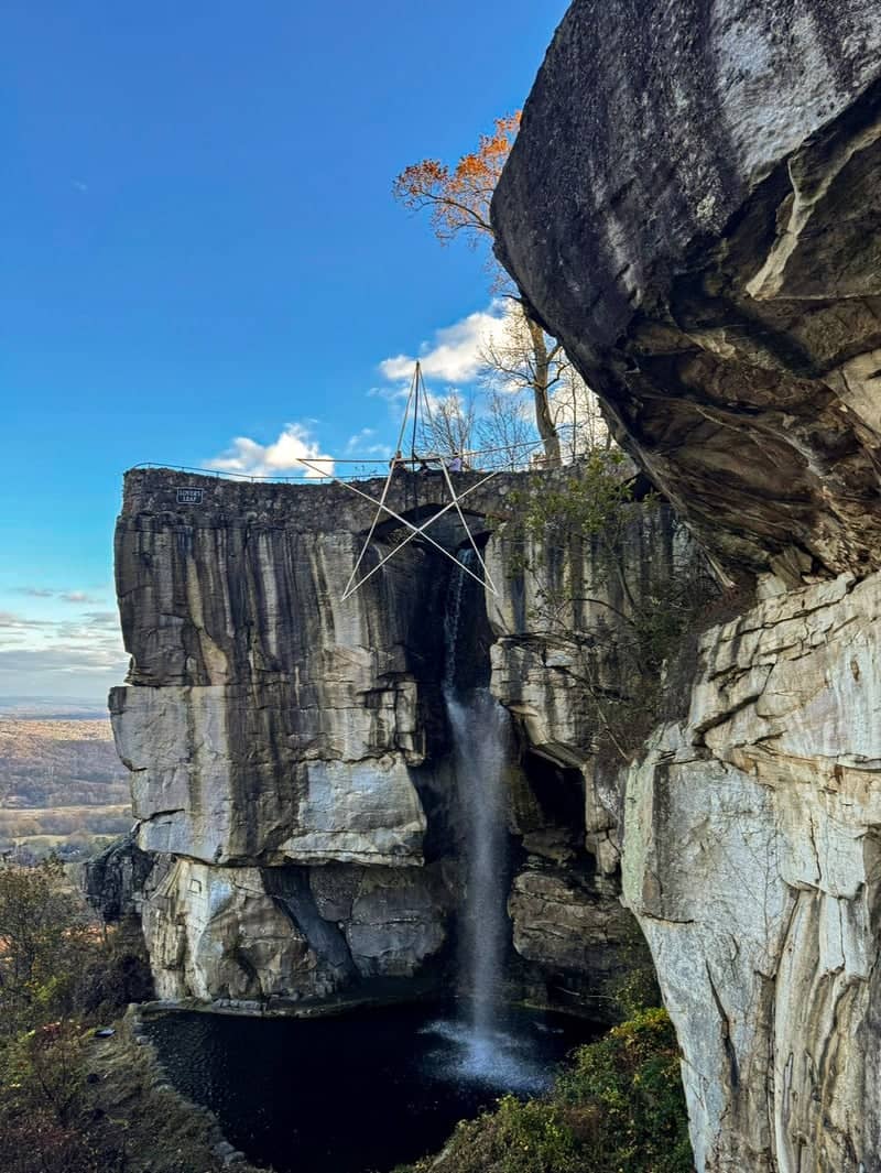 Lover's Leap Waterfall - Image 2