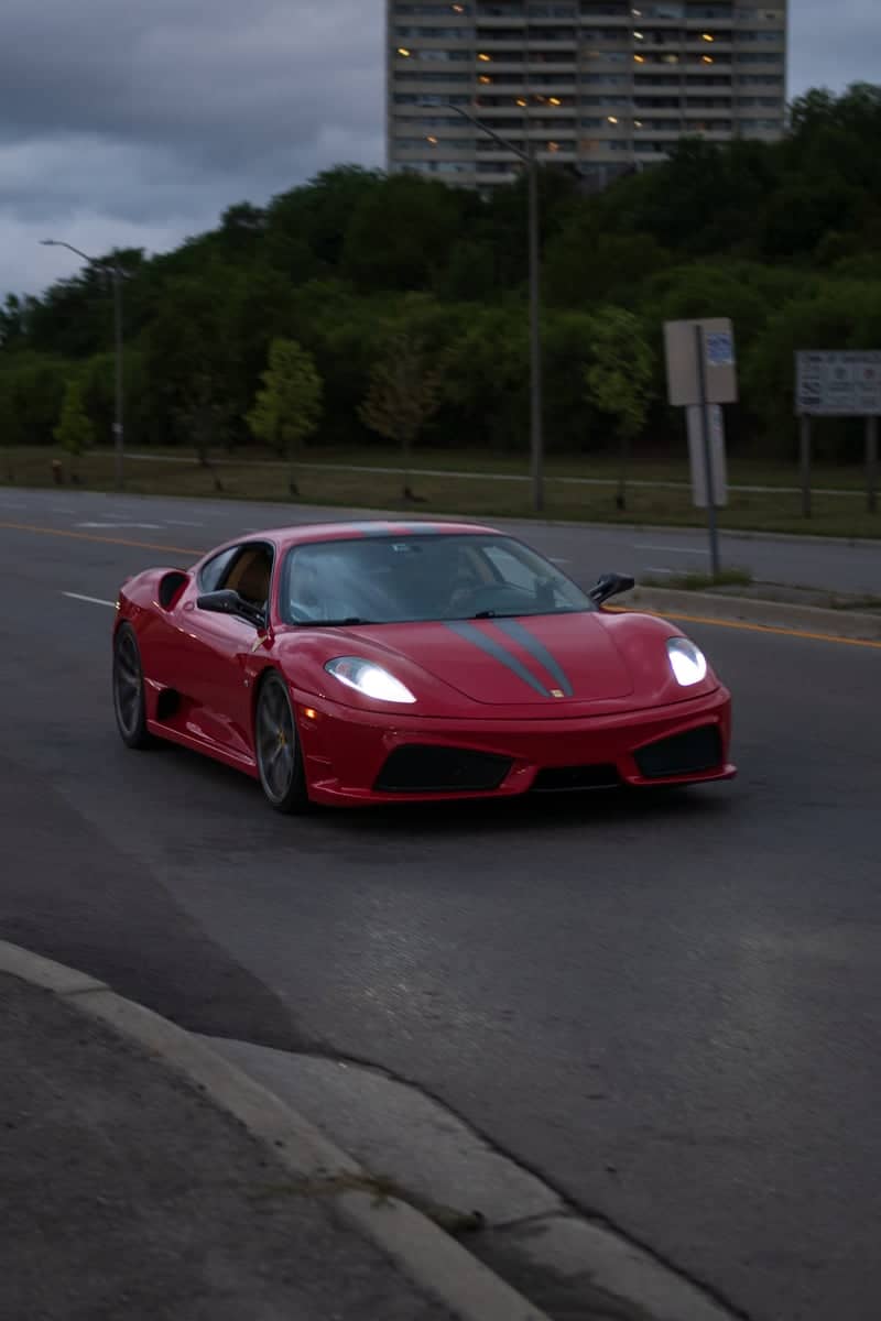 Iroquois Shore Road Car Spotting - Image 1