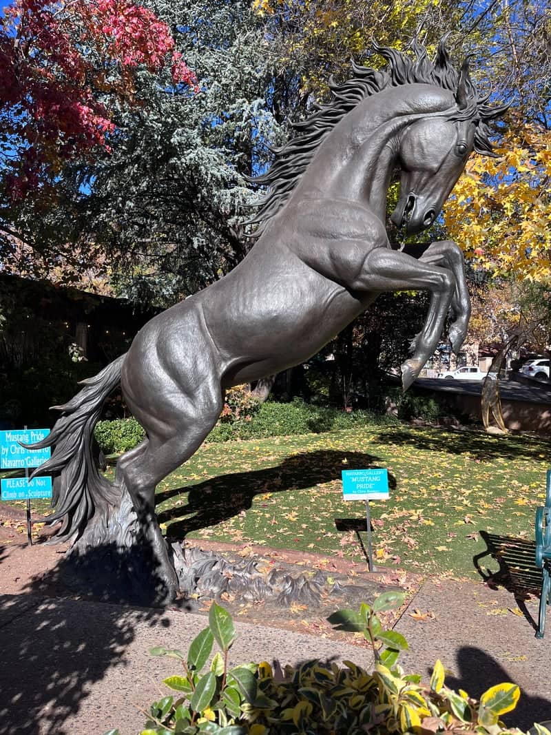 Mustang Pride Sculpture - Image 1