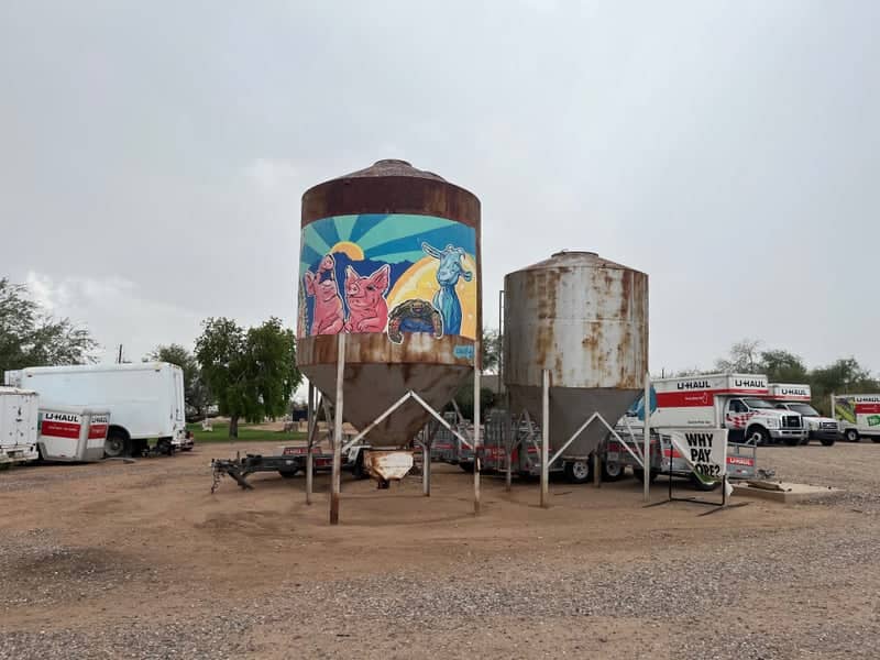 Hawes Road Painted Silos - Image 1