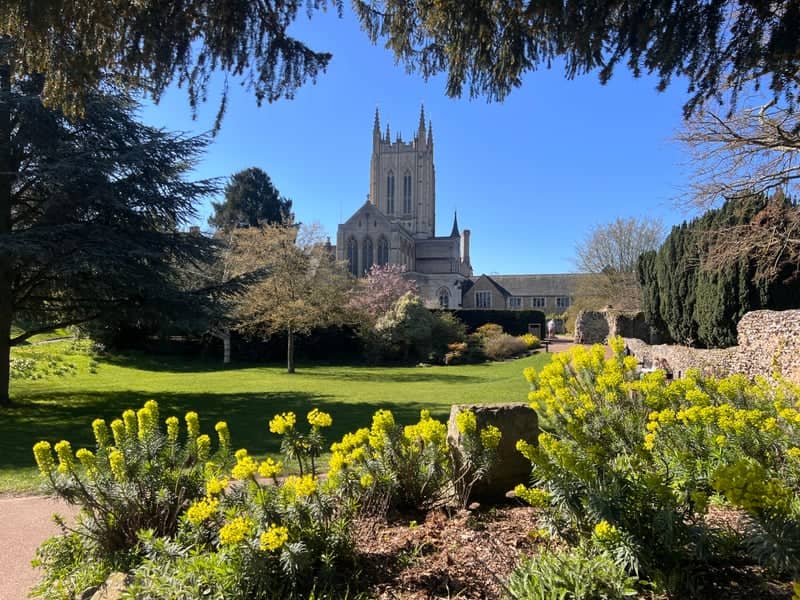 St Edmundsbury Cathedral & Abbey Gardens - Image 1
