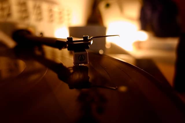 Rydzewo Vinyl Listening Room - Image 1