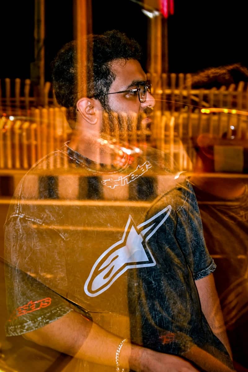 Mumbai Road Night Portrait Spot - Image 1