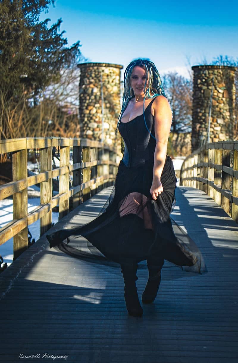 Curwood Castle Park Bridge - Image 1