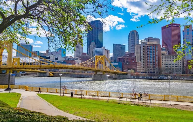 Roberto Clemente Bridge & North Shore Riverfront Park - Image 1