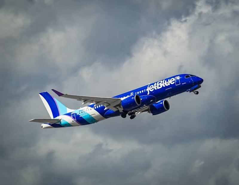 Fort Lauderdale-Hollywood International Airport (FLL) - Image 1