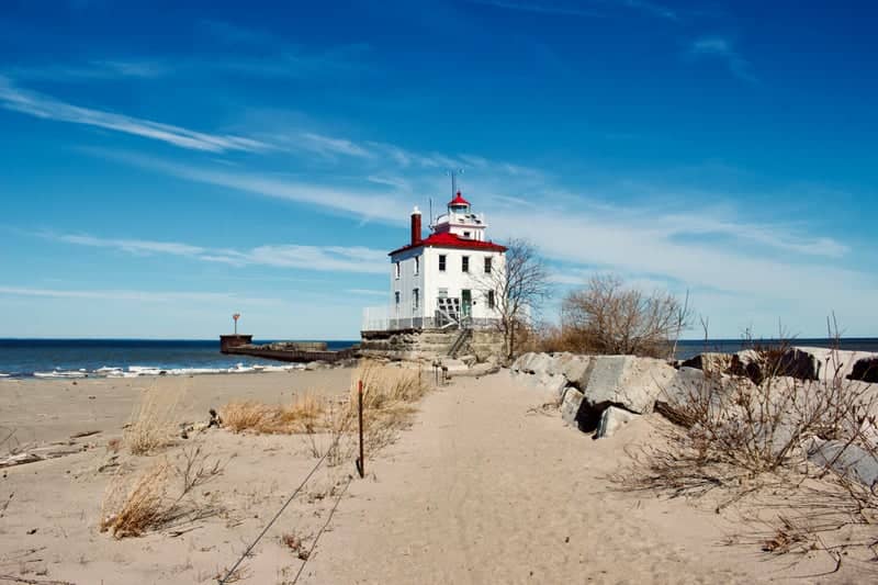 Fairport Harbor West Breakwater Light - Image 1