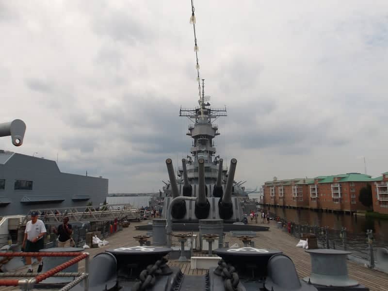 USS Wisconsin (BB-64) - Image 1