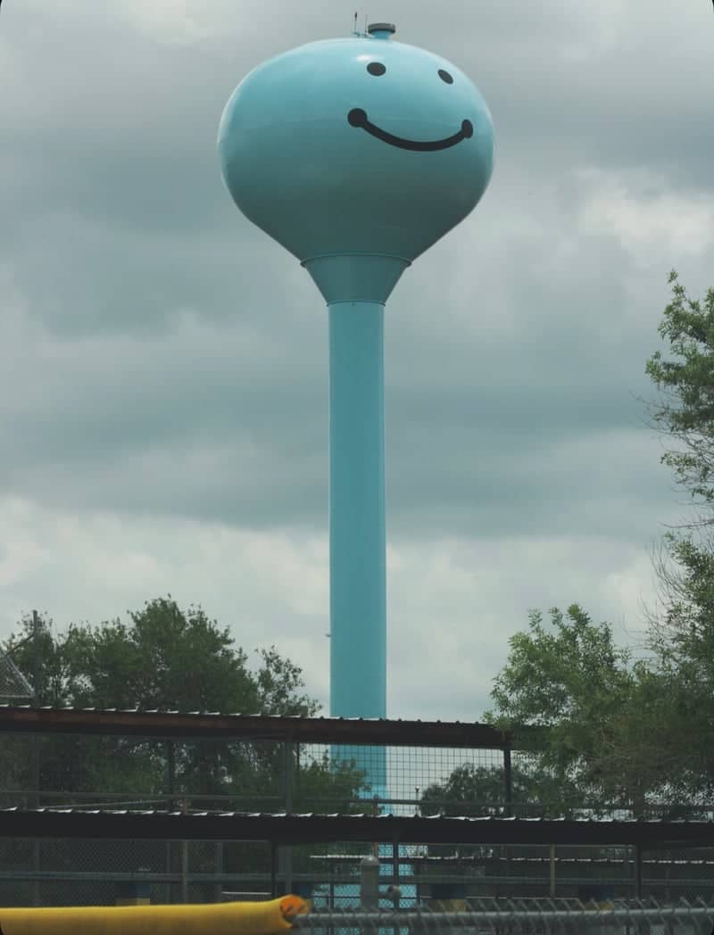 Smiley Face Water Tower - Image 1