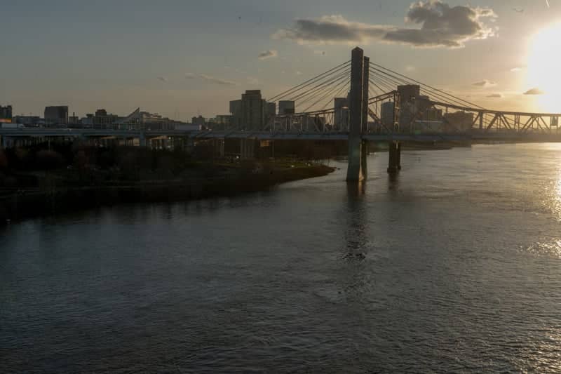 Abraham Lincoln Bridge - Image 1
